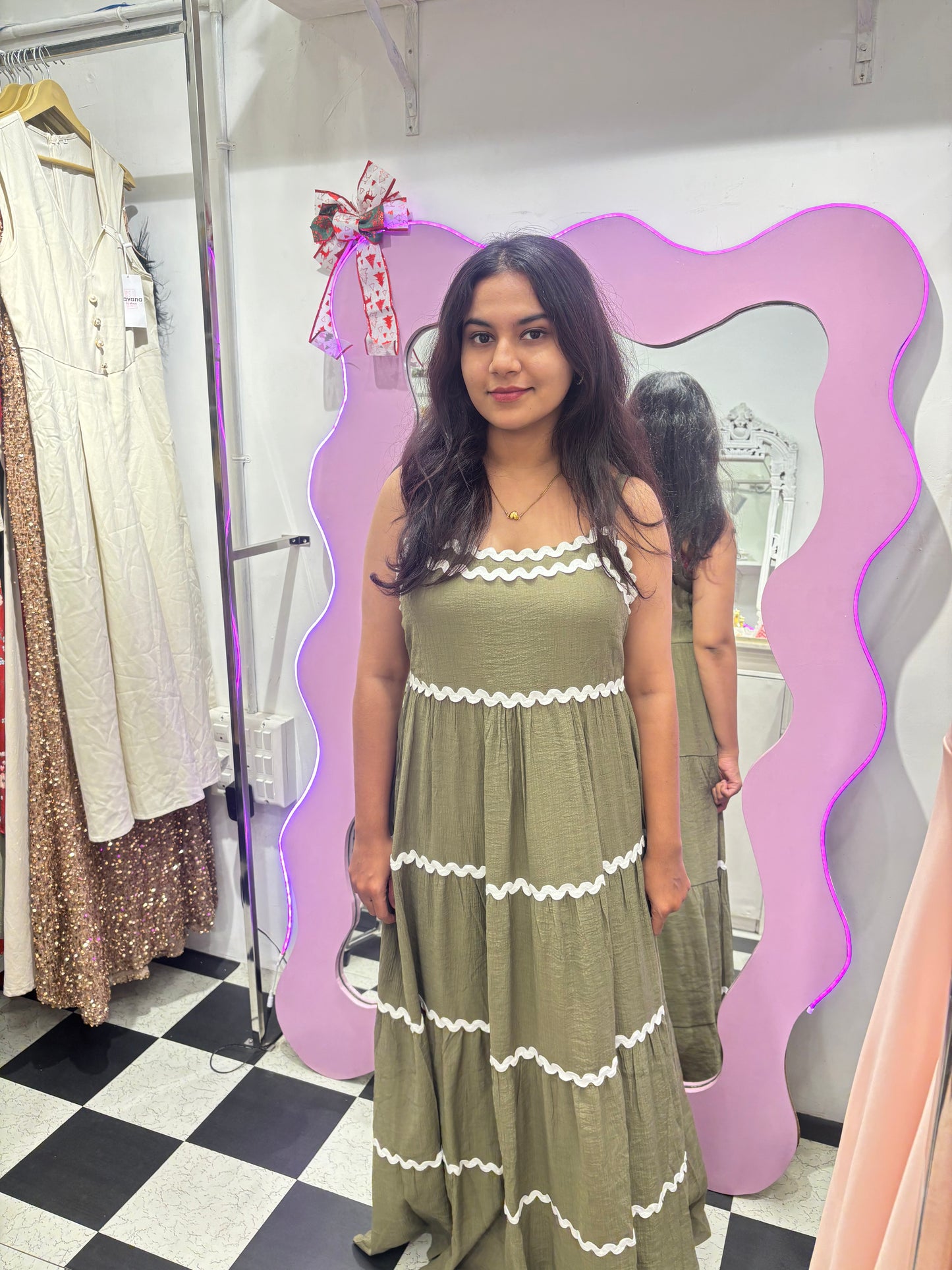 Ruffled Fit and Flare Dress including innerš¤