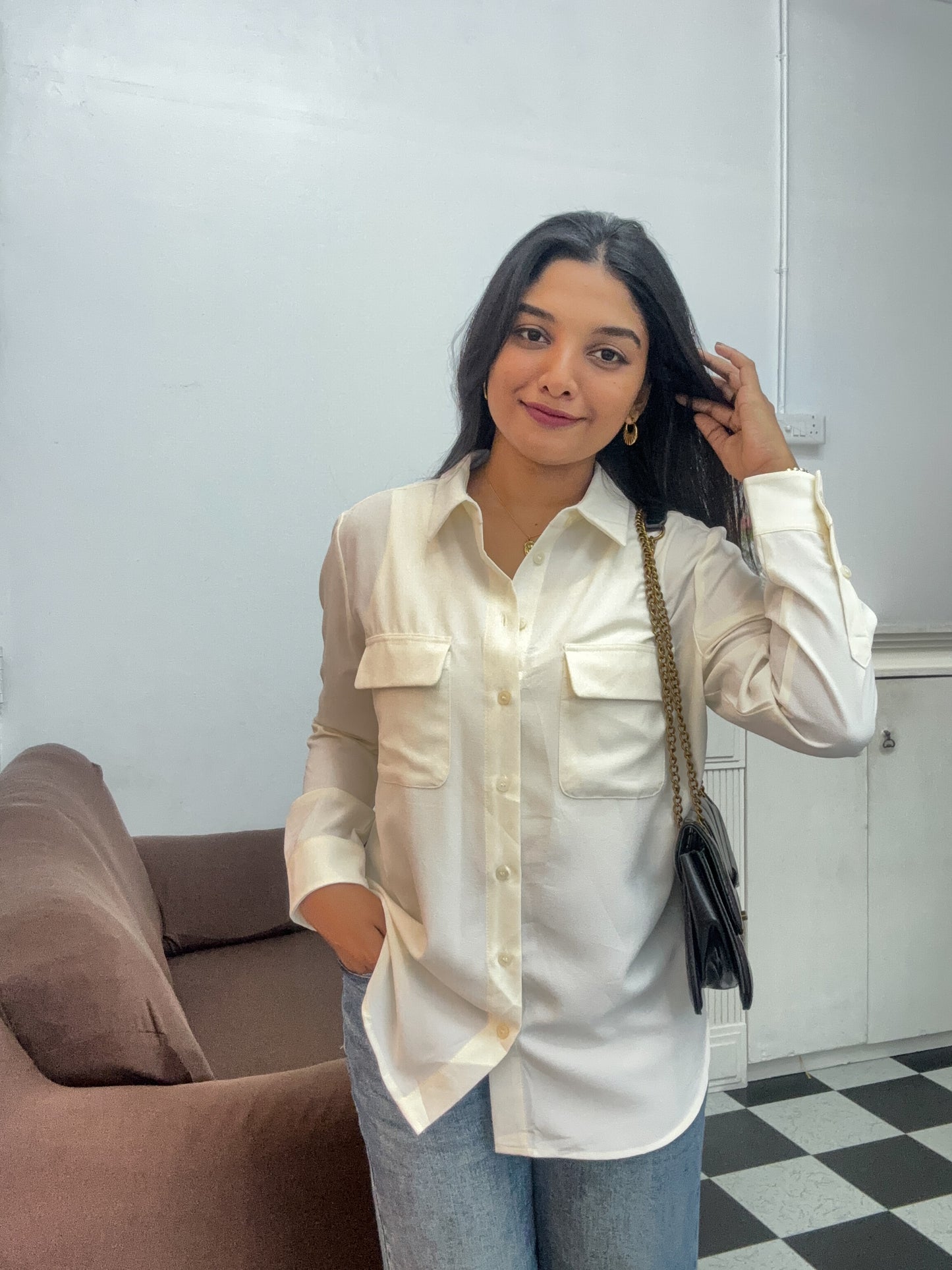 Pretty korean white shirt