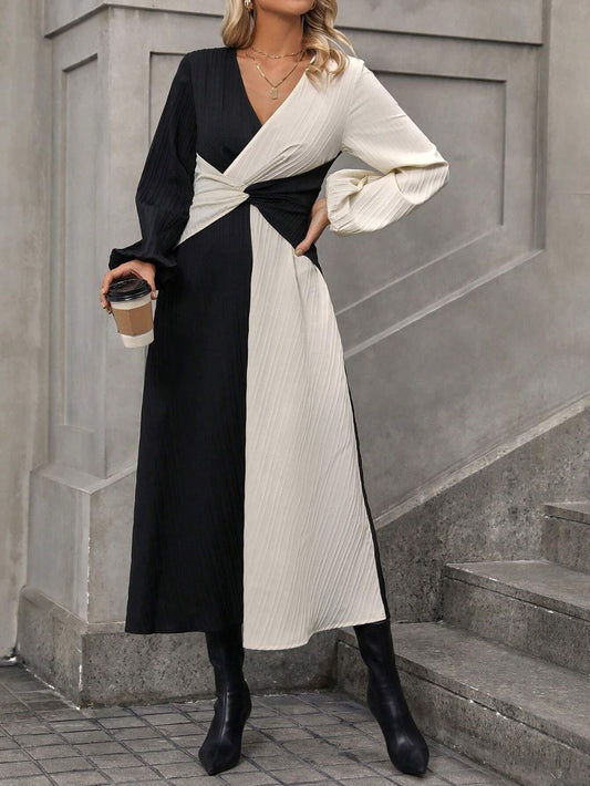 Cute black and white Korean dress