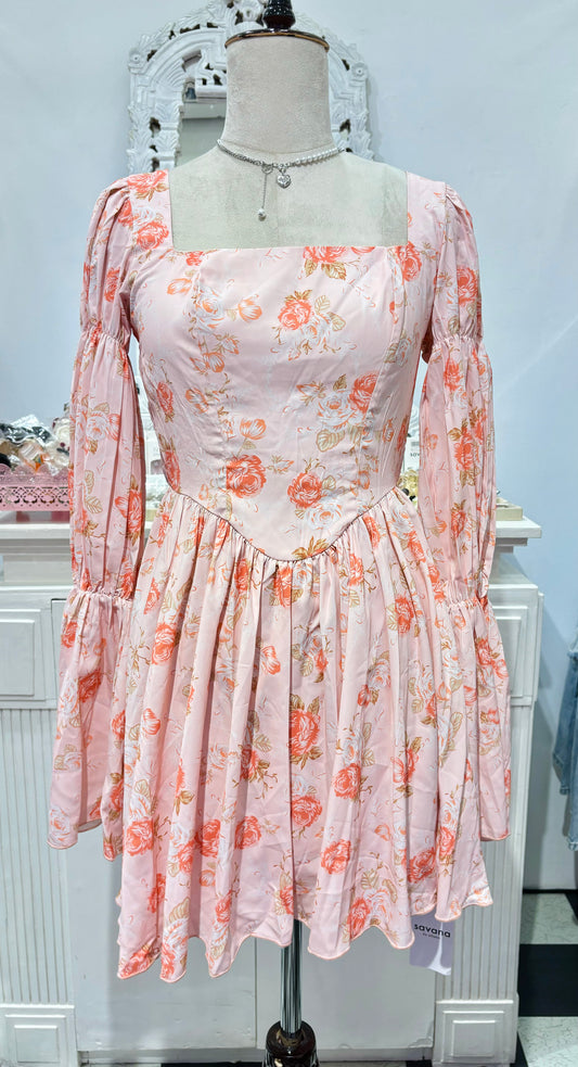 Peach floral dress✨