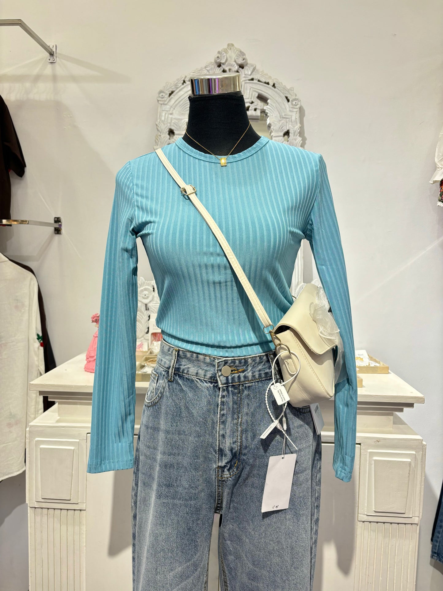 Blue full sleeve crop top